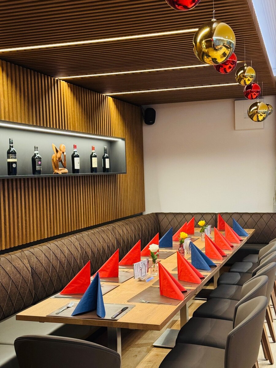 Tafel im Gasthaus Pizzeria Bahnwirt